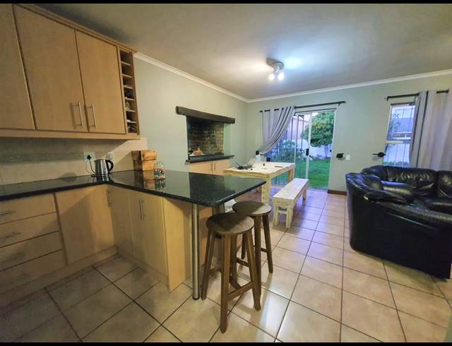 3 BEDROOM HOUSE FOR SALE IN GLENWOOD